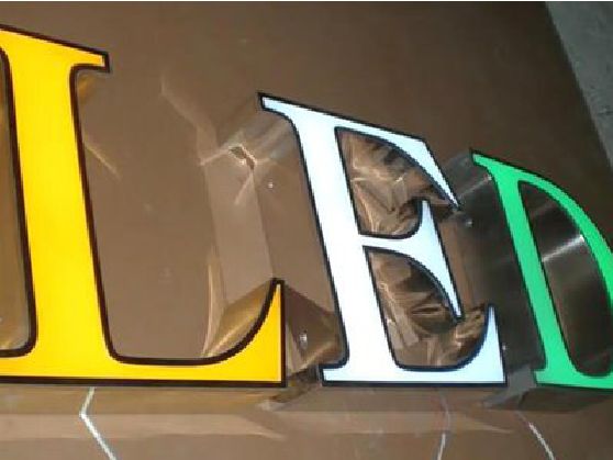 惠安介绍LED招牌的基础知识。